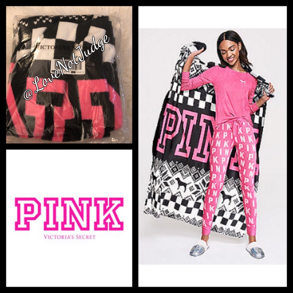NWT VS PINK BLANKET